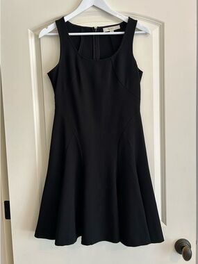 LOFT Black Sleeveless Scoop-Neck Fit & Flare Dress